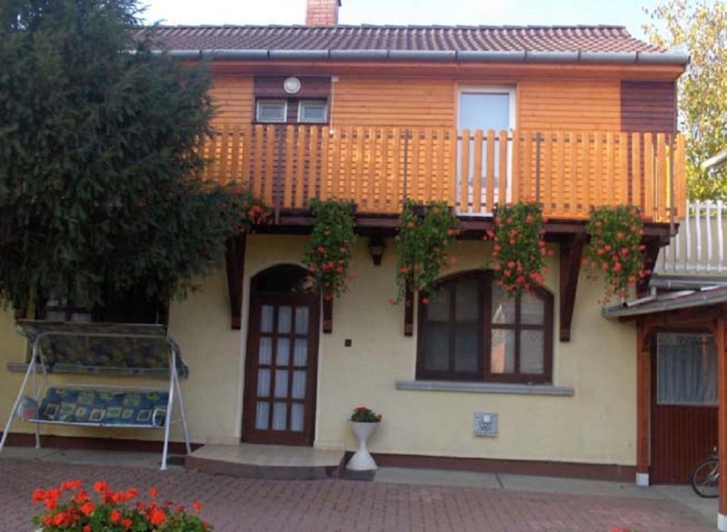 Sarkadi Apartman Hajduszoboszlo Exterior foto