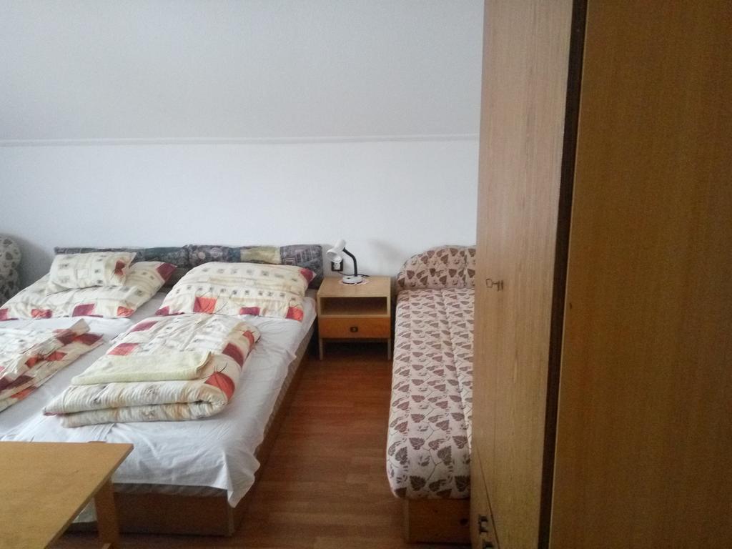 Sarkadi Apartman Hajduszoboszlo Exterior foto
