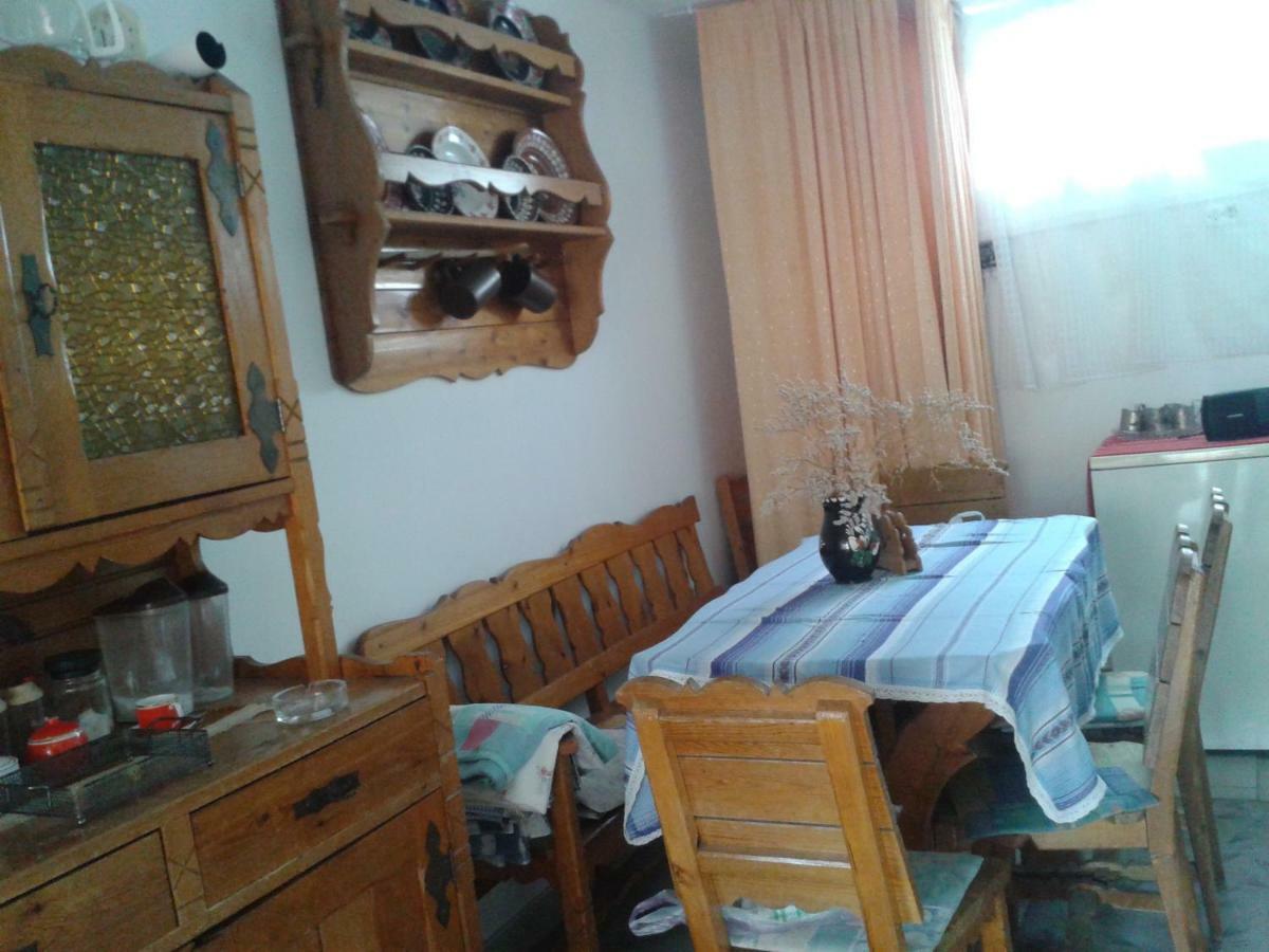 Sarkadi Apartman Hajduszoboszlo Exterior foto