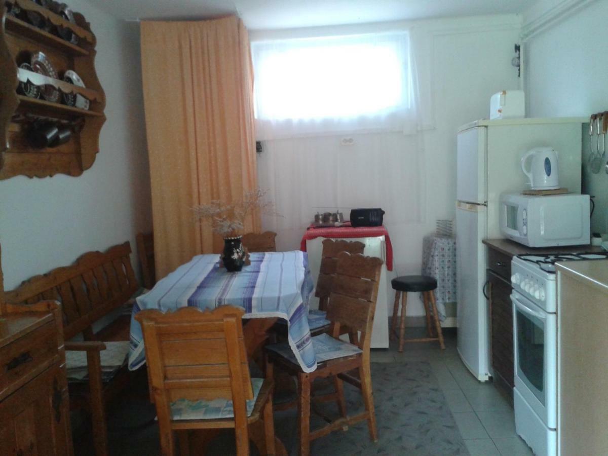 Sarkadi Apartman Hajduszoboszlo Exterior foto